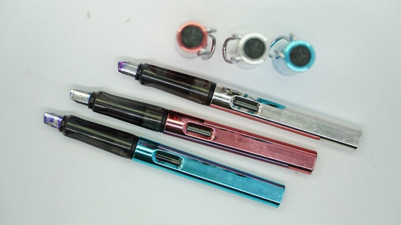 Calligraphy fountain cutt pen for Arabic calligraphy ( Color and Design may vary )